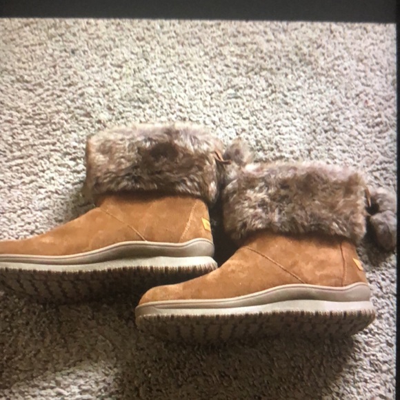 Boots - Picture 2 of 4